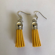 Indlæs billede til gallerivisning Små kvast øreringe