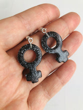 Indlæs billede til gallerivisning Feminin