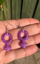 Indlæs billede til gallerivisning Feminin