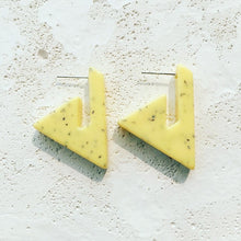 Indlæs billede til gallerivisning Trekant