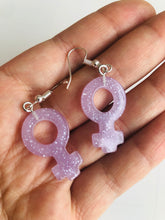 Indlæs billede til gallerivisning Feminin