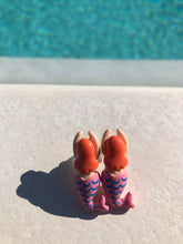 Indlæs billede til gallerivisning LITTLE SWIMMERS