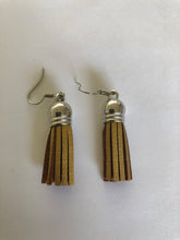 Indlæs billede til gallerivisning Små kvast øreringe